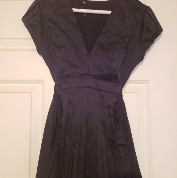 Tops - Black silk dressy top